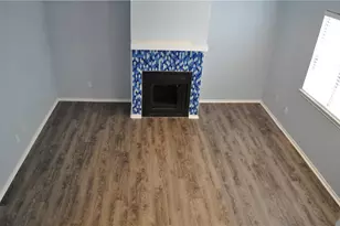 706 W 22nd Street W, Austin, TX 78705 - Photo 3