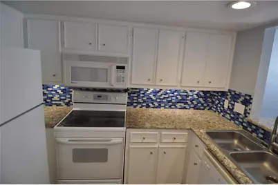 706 W 22nd Street W #305, Austin, TX 78705 - Photo 7