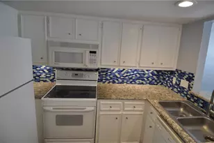 706 W 22nd Street W, Austin, TX 78705 - Photo 7