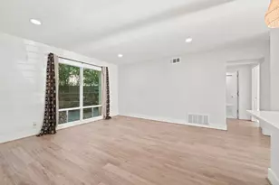 5332 Balcones Dr, Austin, TX 78731 - Photo 3