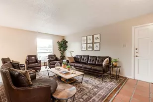 2611 Ektom Dr, Austin, TX 78745 - Photo 9