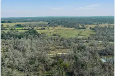 1144 Treetop Lane, Luling, TX 78648 - Photo 19