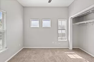 712 Graham Pl, Austin, TX 78705 - Photo 31