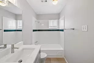 712 Graham Pl, Austin, TX 78705 - Photo 33