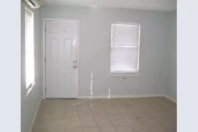 1137.5 Poquito Street #A, Austin, TX 78702 - Photo 3