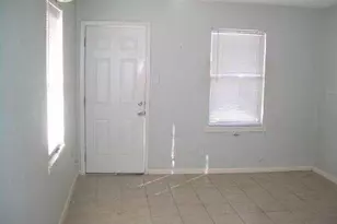 1137 5 Poquito St, Austin, TX 78702 - Photo 3