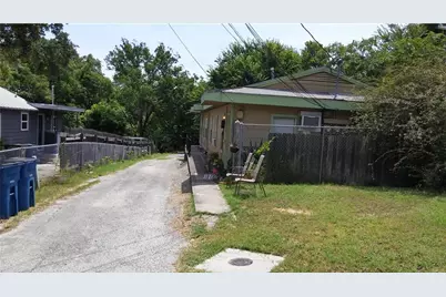 1137.5 Poquito Street #A, Austin, TX 78702 - Photo 5