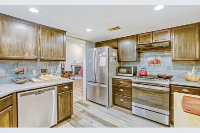 13129 New Boston Bend, Austin, TX 78729 - Photo 9