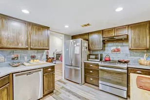 13129 New Boston Bend, Austin, TX 78729 - Photo 9