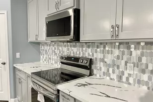 982 S Navarro St, Giddings, TX 78942 - Photo 3