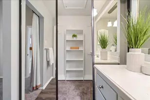 1748 Ohlen Rd, Austin, TX 78757 - Photo 33