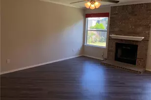 13200 Amasia Dr, Austin, TX 78729 - Photo 9