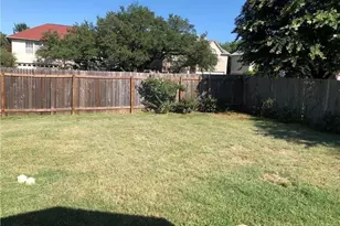 13200 Amasia Dr, Austin, TX 78729 - Photo 19