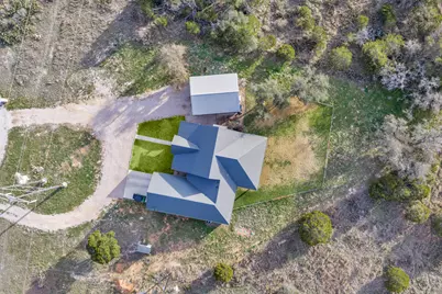 109 Lavonna Fox Drive, Burnet, TX 78611 - Photo 5