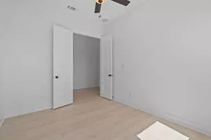 205 Clancy Dr, Liberty Hill, TX 78642 - Photo 23