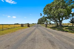 560 Saddle Ridge Dr, Bertram, TX 78605 - Photo 27