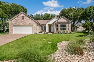 105 Stetson Cir, Georgetown, TX 78633 - Photo 23