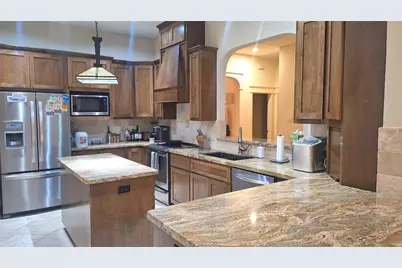 130 Squires Drive, Lakeway, TX 78734 - Photo 3