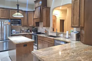 130 Squires Dr, Lakeway, TX 78734 - Photo 3