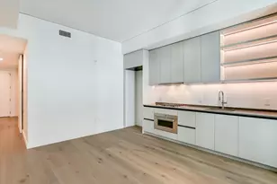 610 Davis St, Austin, TX 78701 - Photo 3