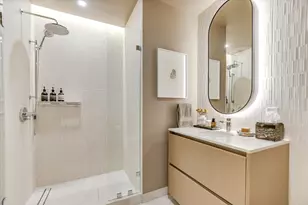 610 Davis St, Austin, TX 78701 - Photo 9