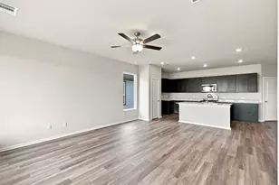 211 Backwood Pass, Taylor, TX 76574 - Photo 17