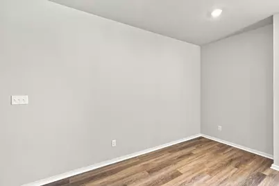 211 Backwood Pass, Taylor, TX 76574 - Photo 15