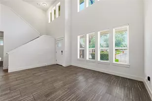 10904 Railway Ln, Austin, TX 78717 - Photo 7