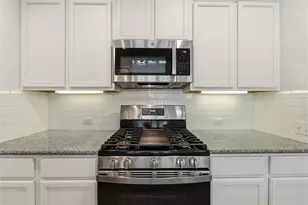 10904 Railway Ln, Austin, TX 78717 - Photo 13