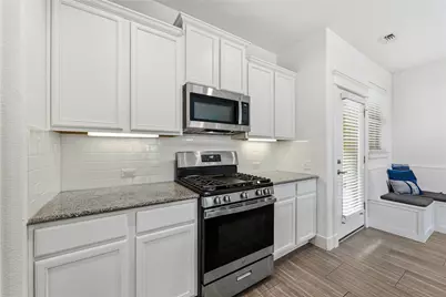 10904 Railway Lane, Austin, TX 78717 - Photo 15