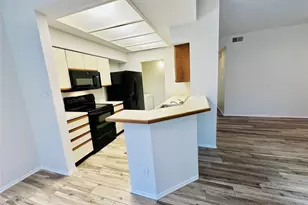 4711 Spicewood Springs Rd, Austin, TX 78759 - Photo 7