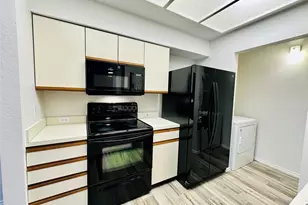 4711 Spicewood Springs Rd, Austin, TX 78759 - Photo 9