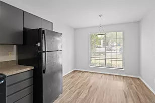 1815 River Crossing Cir, Austin, TX 78741 - Photo 7