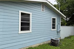 403 N 1st St, Copperas Cove, TX 76522 - Photo 3