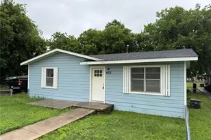 403 N 1st St, Copperas Cove, TX 76522 - Photo 1