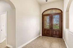 121 Wagon Gap Ct, Bastrop, TX 78602 - Photo 5