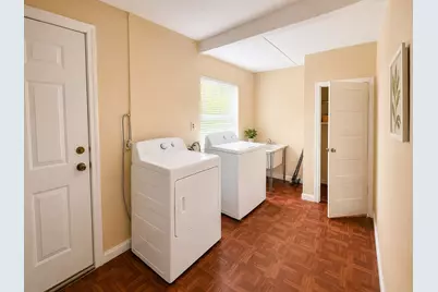 328 W Pietzsch Street, Bartlett, TX 76511 - Photo 15