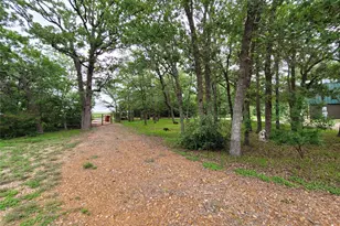 281 Earl Callahan Rd, Cedar Creek, TX 78612 - Photo 39