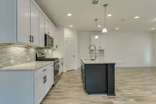 13519 Feldspar Dr, Austin, TX 78729 - Photo 15