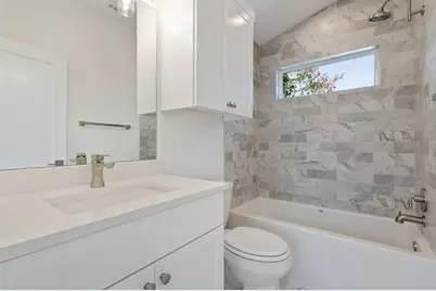 2504 E 6th Street #2, Austin, TX 78702 - Photo 13