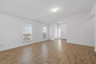 219 Trailside Ln, Bastrop, TX 78602 - Photo 3