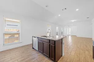 219 Trailside Ln, Bastrop, TX 78602 - Photo 5