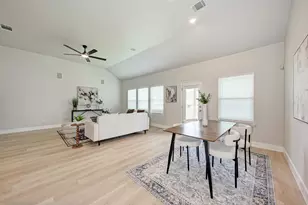 1704 Stonehaven Ln, Round Rock, TX 78665 - Photo 15