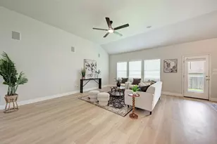 1704 Stonehaven Ln, Round Rock, TX 78665 - Photo 9