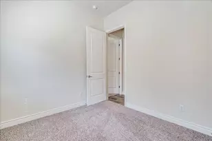 124 Compass Ln, Kyle, TX 78640 - Photo 21