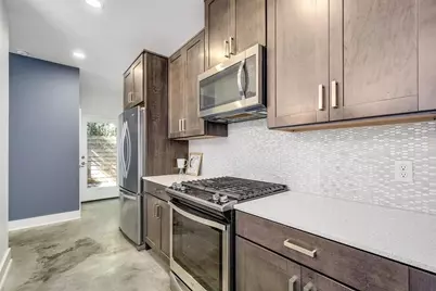 2101 Montopolis Drive #10, Austin, TX 78741 - Photo 9