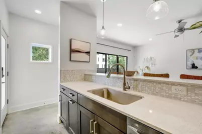2101 Montopolis Drive #10, Austin, TX 78741 - Photo 11