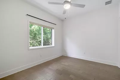 2101 Montopolis Drive #10, Austin, TX 78741 - Photo 17