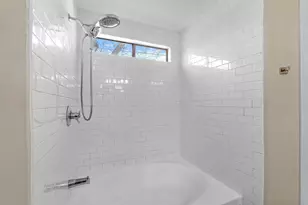 1000 Arcadia Ave, Austin, TX 78757 - Photo 17