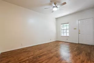 203 E 31st St, Austin, TX 78705 - Photo 7